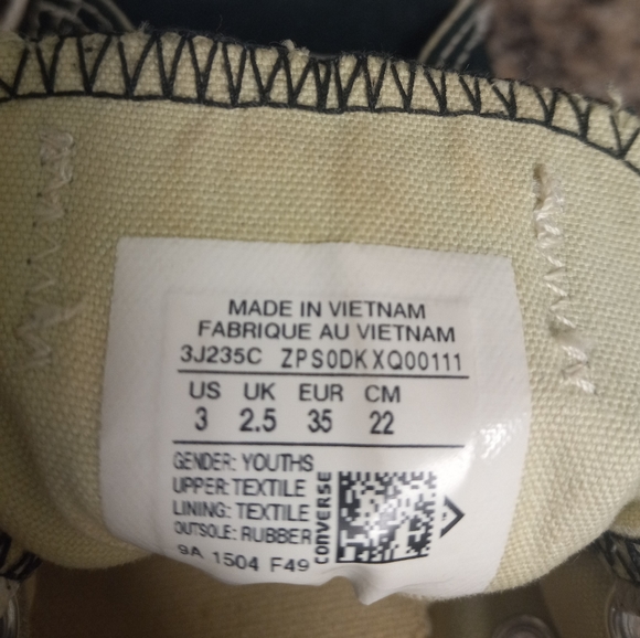 Converse Running Shoes - Picture 3 of 3